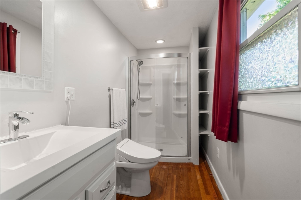 37 Porter Rd