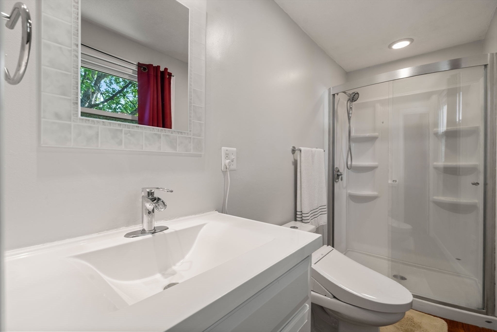37 Porter Rd