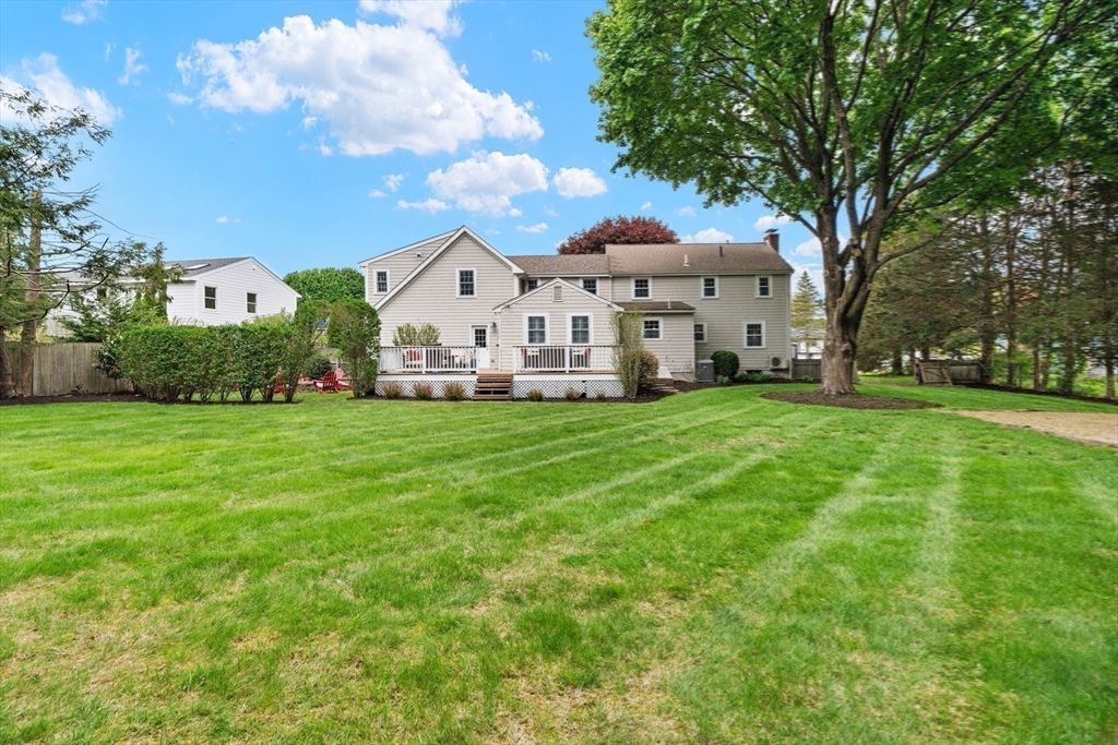 26 Cushing Rd