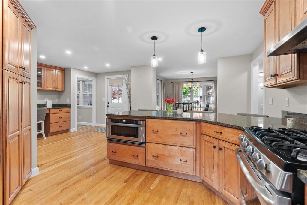 26 Cushing Rd