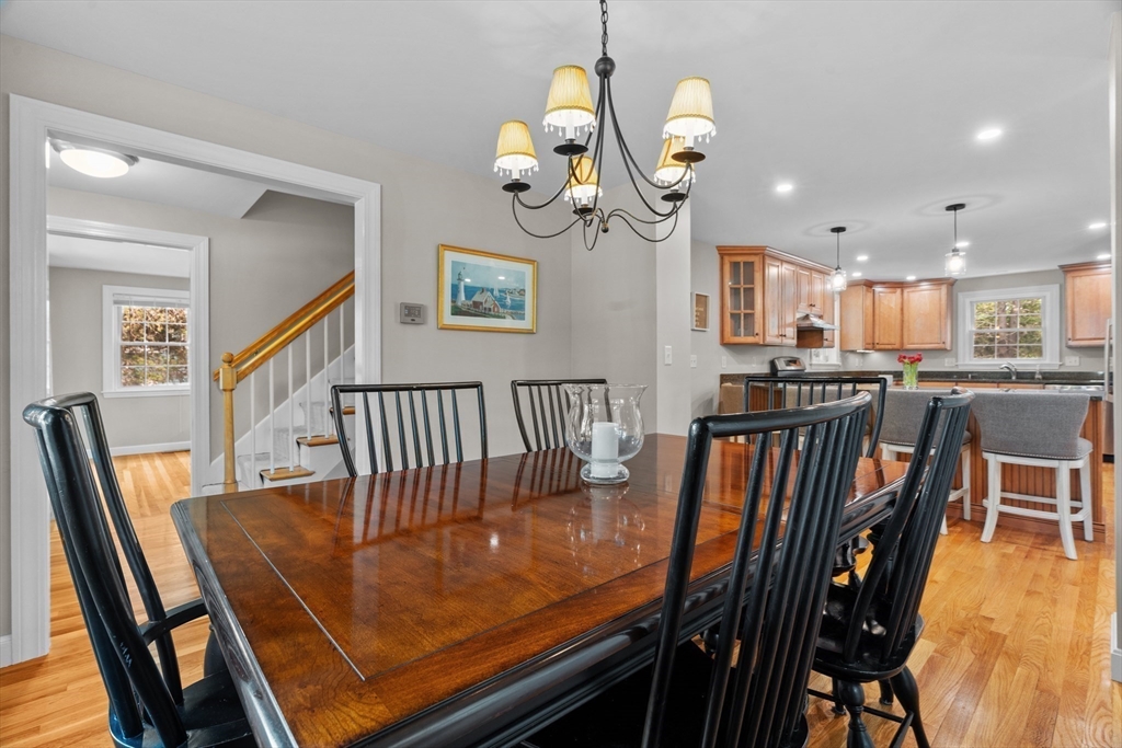 26 Cushing Rd