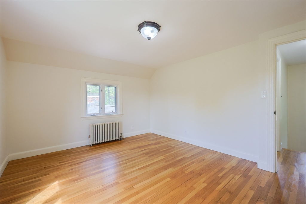 652 Neponset St
