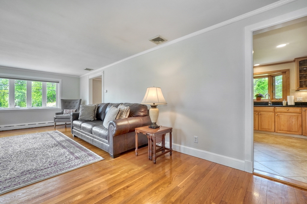 77 Norton Drive