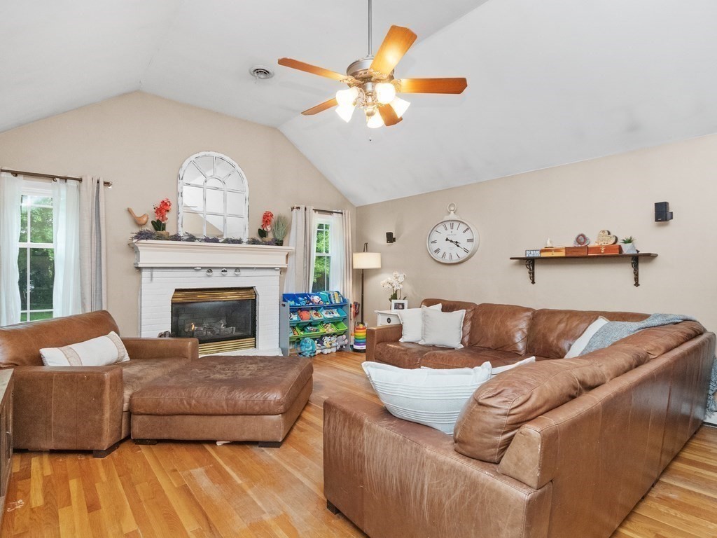 48 Twin Brook Lane