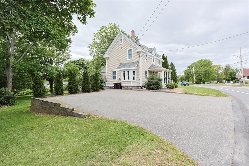 253 Front St