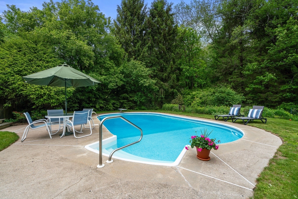 31 Millbrook Rd
