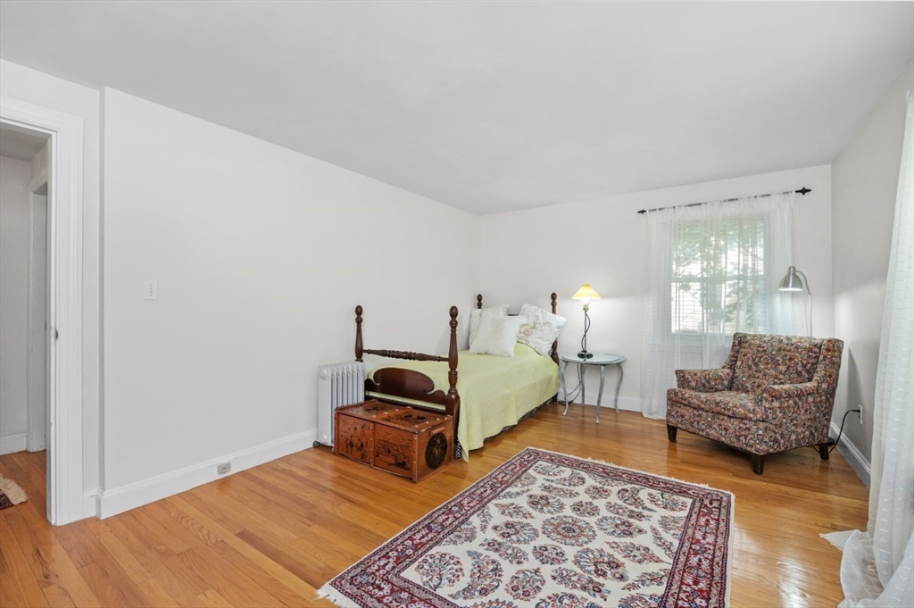 18 Edgewood Rd