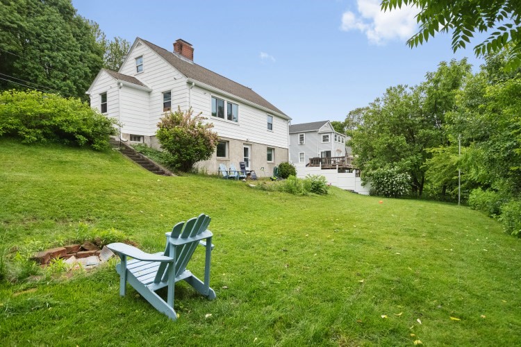 35 Marsh Avenue