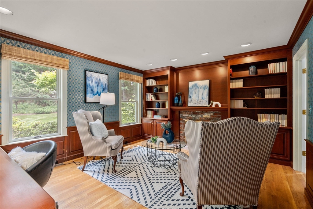 8 Pleasant Street