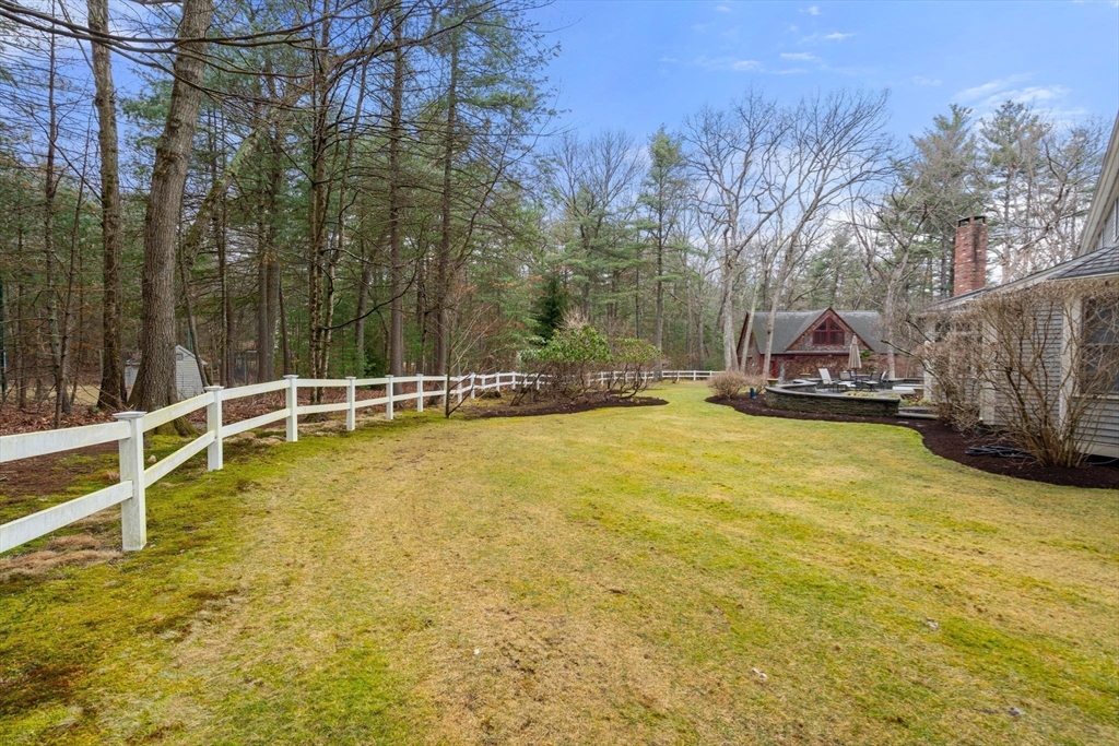 8 Pleasant Street