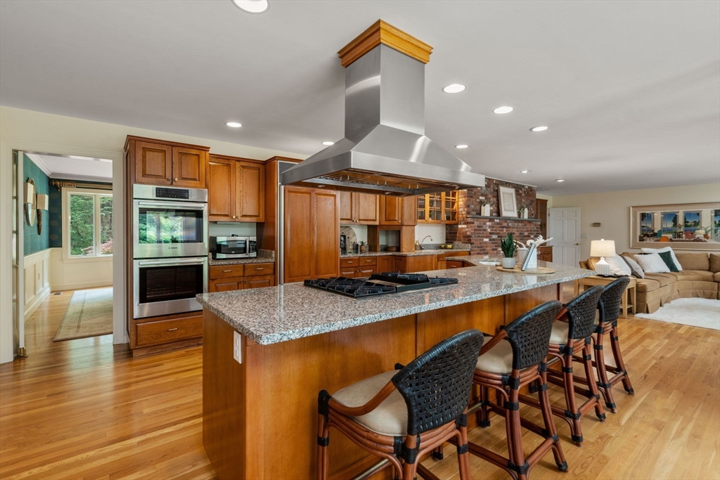 8 Pleasant Street