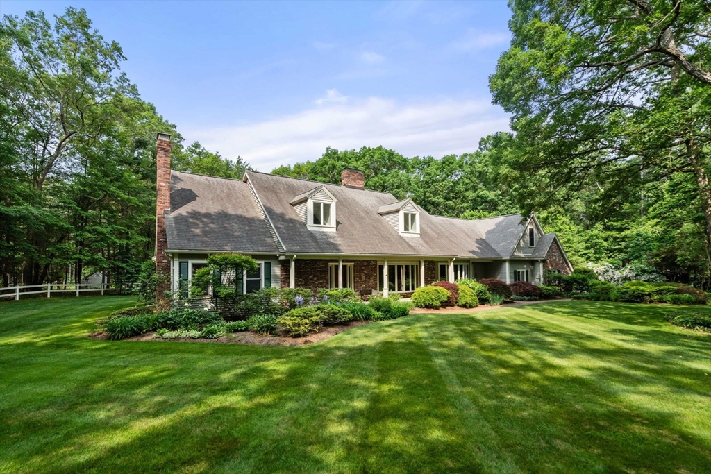 8 Pleasant Street