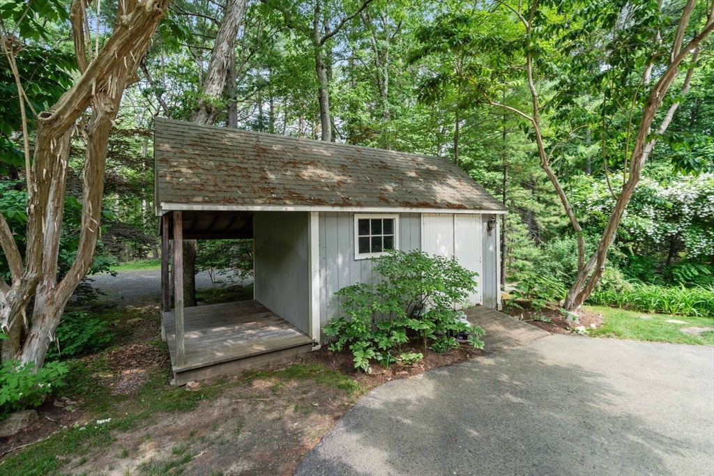8 Pleasant Street