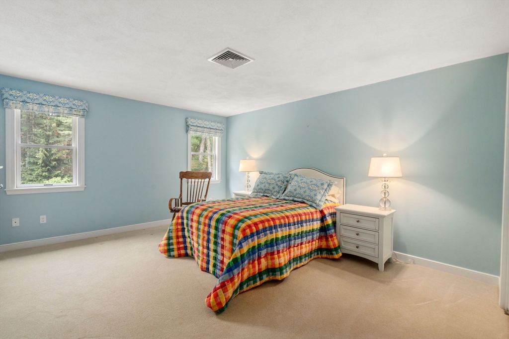 8 Pleasant Street