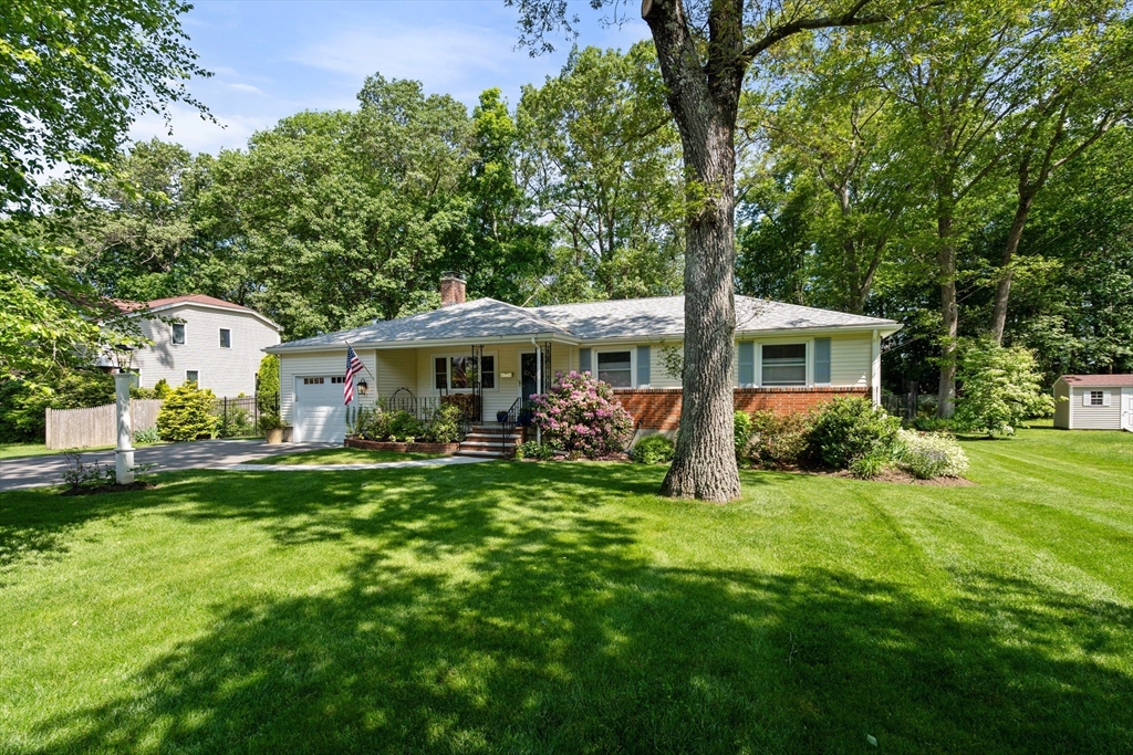 51 Claudette Cir