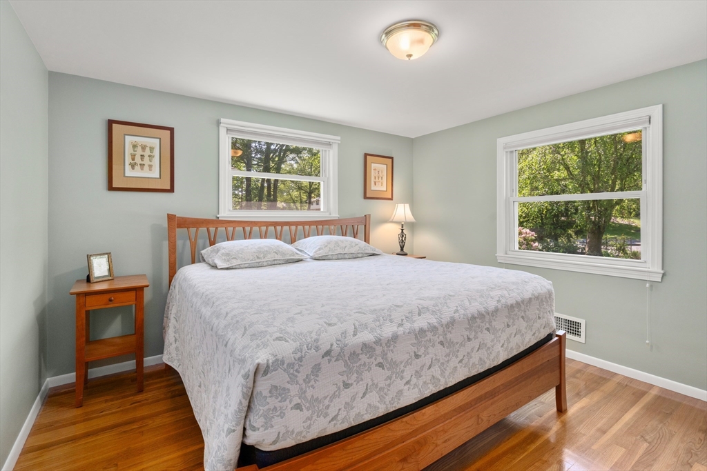 51 Claudette Cir