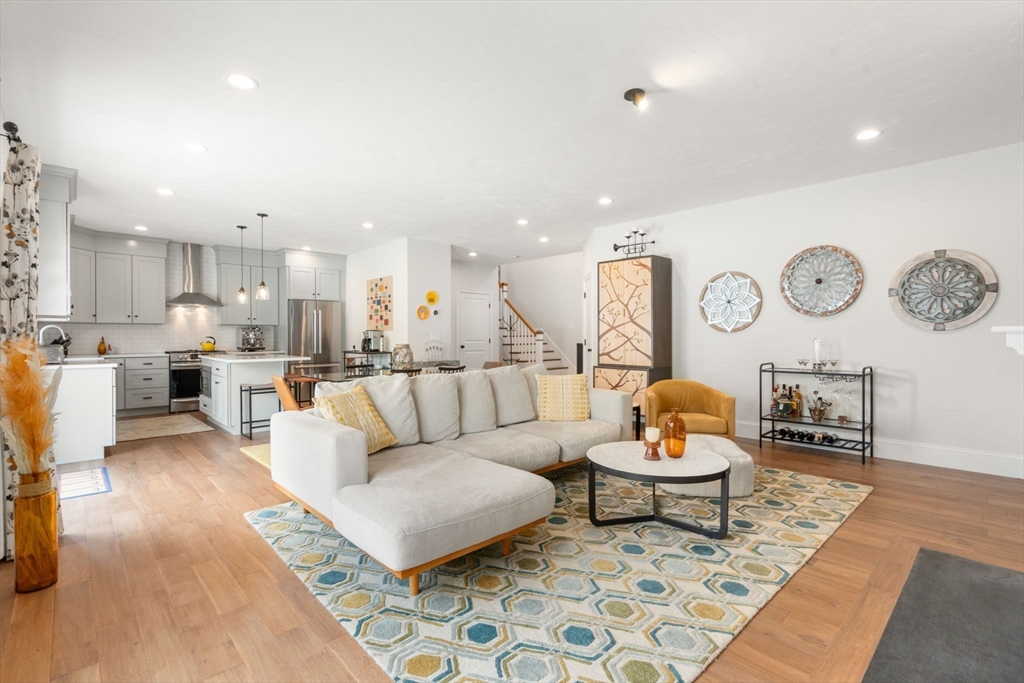 34 Sumner St # 34