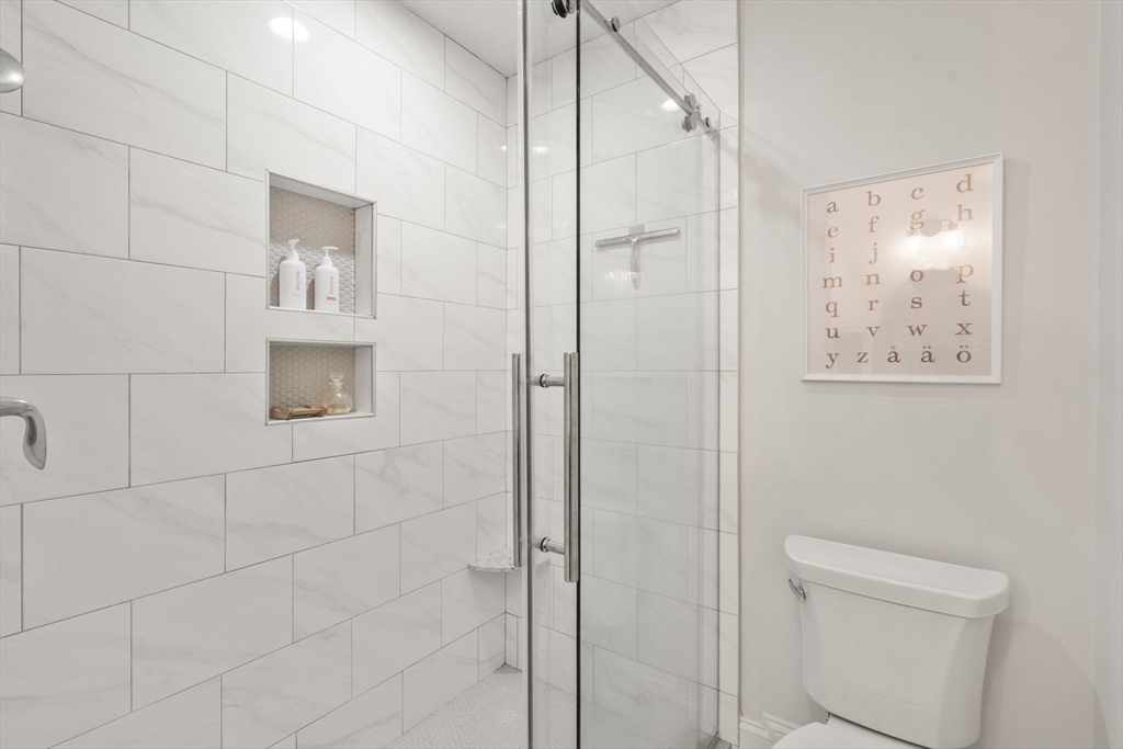 34 Sumner St # 34