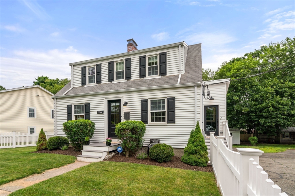 136 Ellis Ave