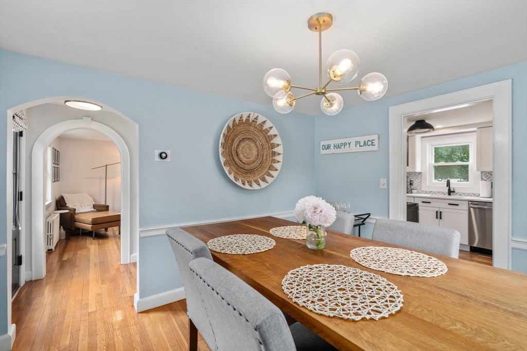 136 Ellis Ave