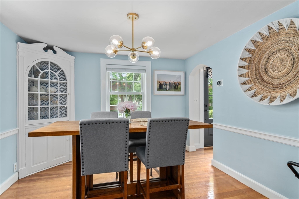 136 Ellis Ave