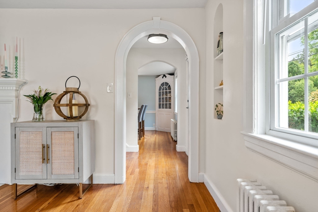136 Ellis Ave