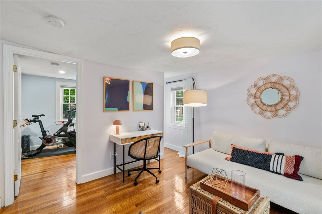 136 Ellis Ave