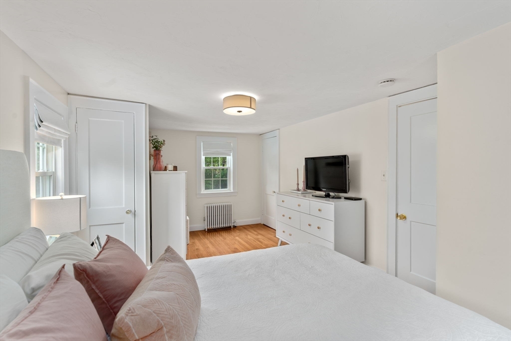 136 Ellis Ave