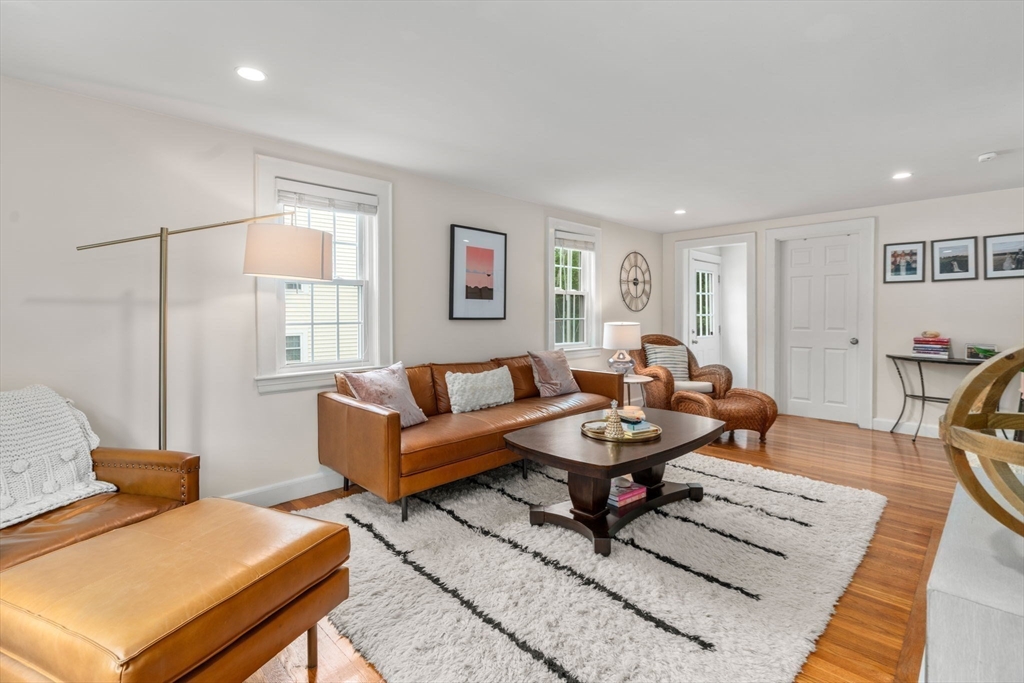 136 Ellis Ave