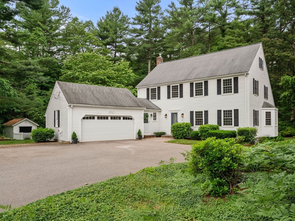 23 Lafayette Dr