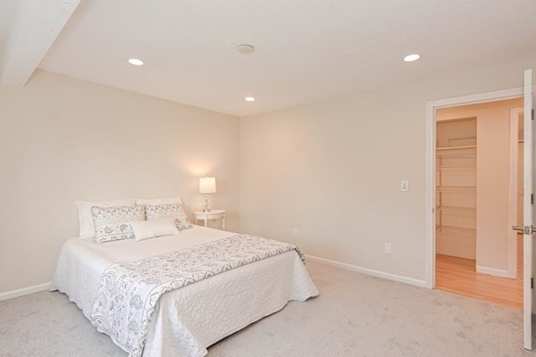 139 King Street # 201B