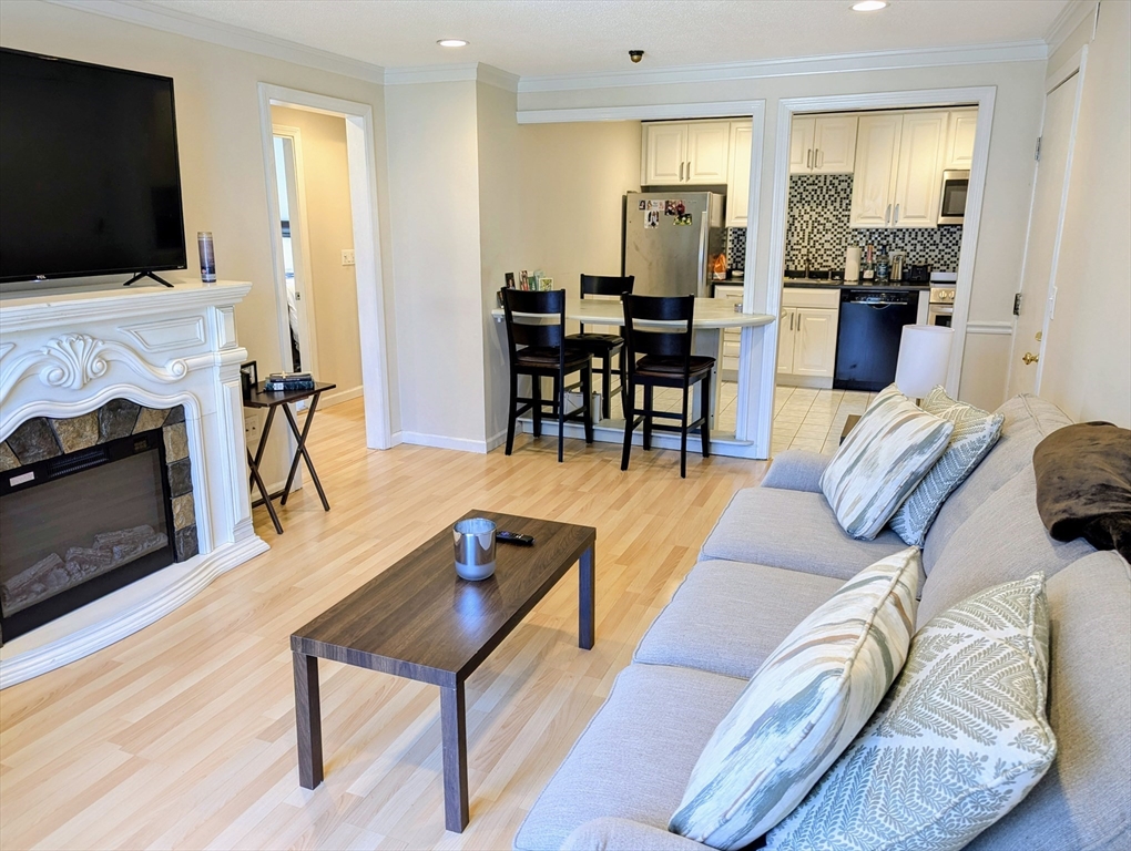139 King Street # 201B