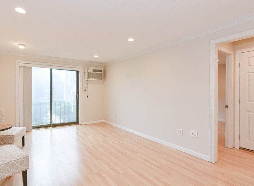 139 King Street # 201B