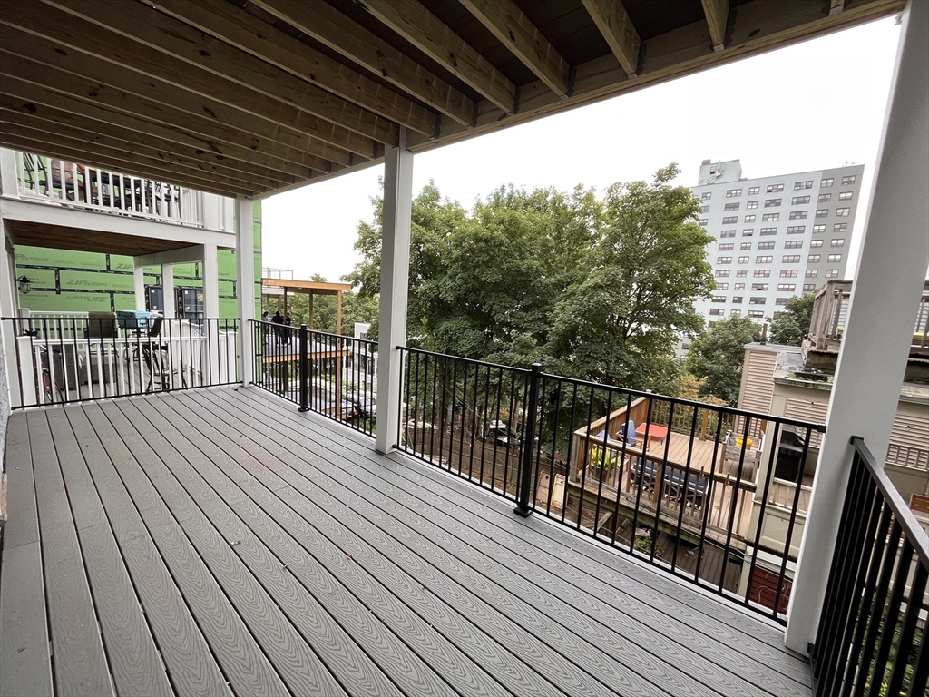 403 E 7th # 1