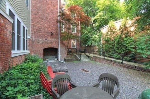 253 Norfolk # 4 Unit: 1-4