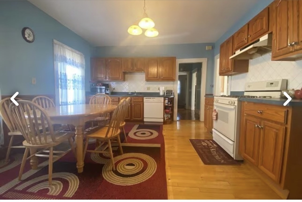 52 Elliot St # 2