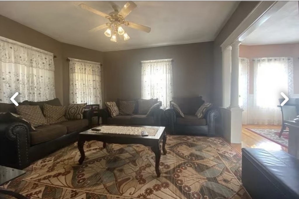52 Elliot St # 2