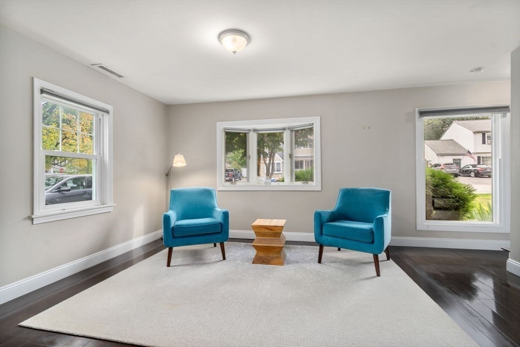 34 Oakdale Rd