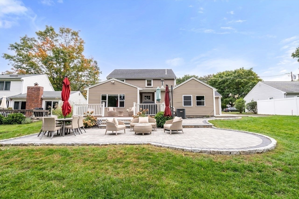 34 Oakdale Rd