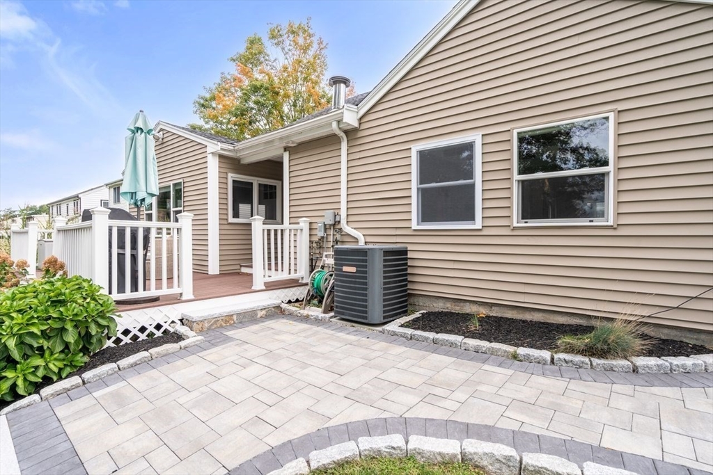 34 Oakdale Rd