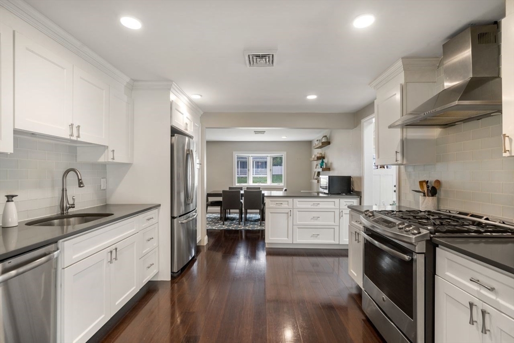 34 Oakdale Rd