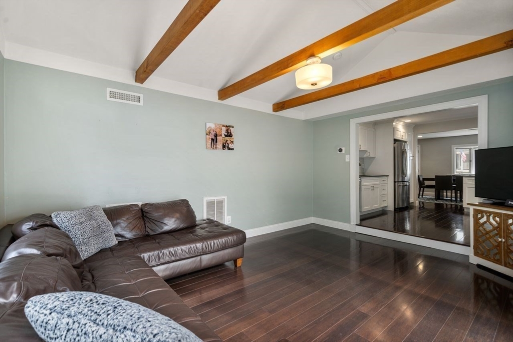 34 Oakdale Rd