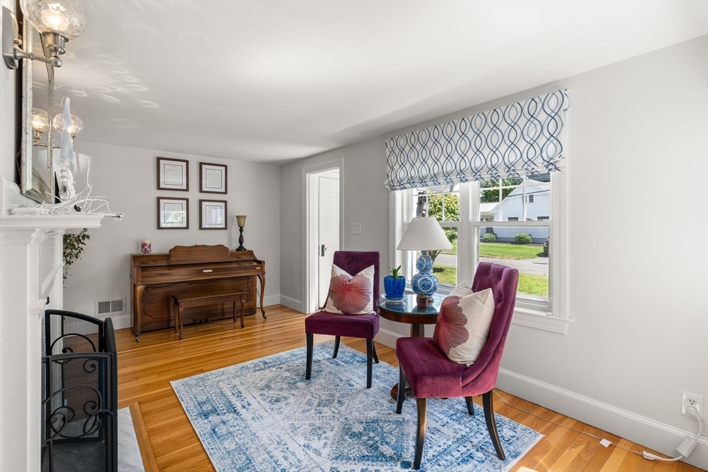 159 Lakeshore Drive