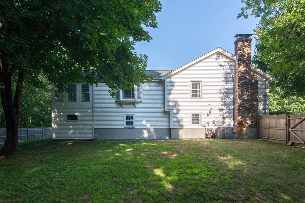 7 Foliage Dr