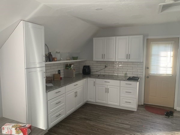 174 Porter St # 2