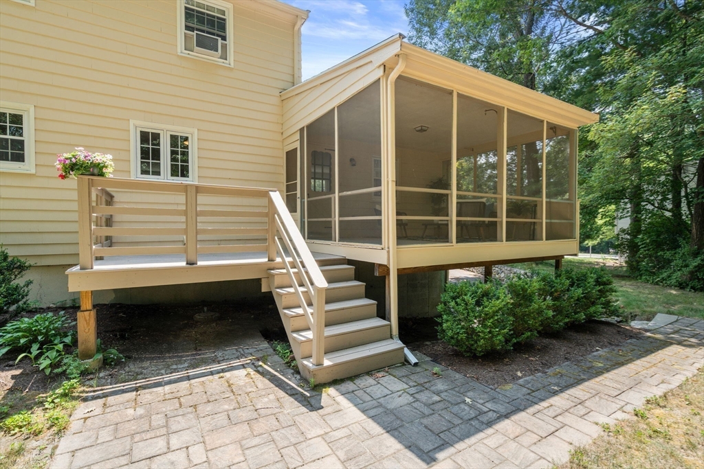 18 Evergreen Way