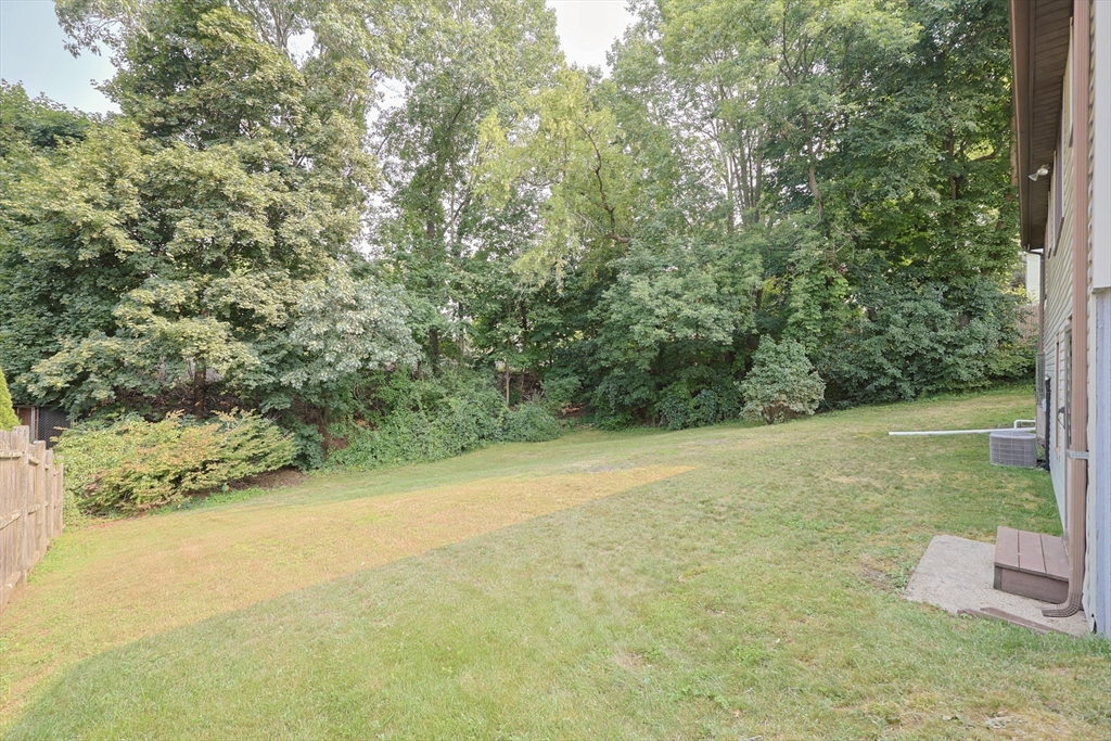 193 West St