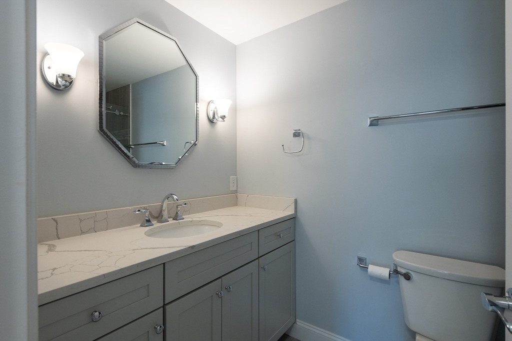 1214 Vfw Pkwy # 37