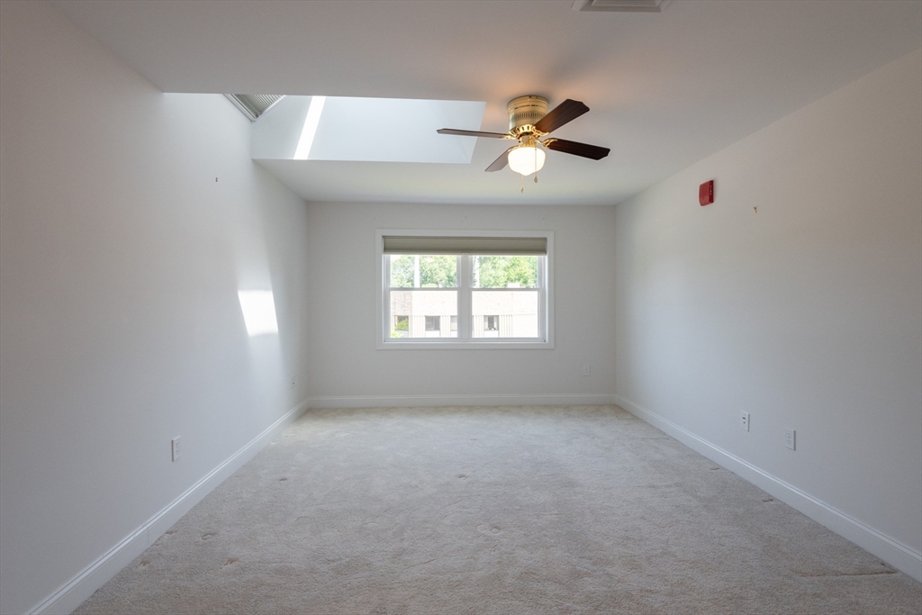 1214 Vfw Pkwy # 37