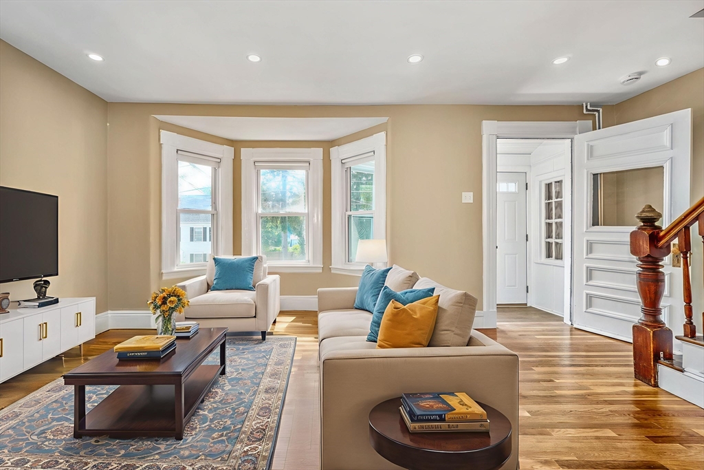83-85 Concord Ave # 83